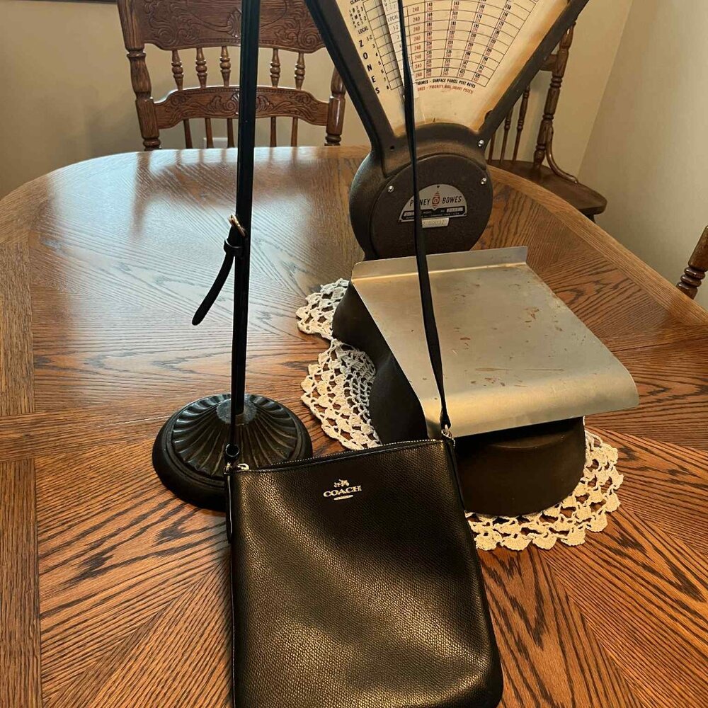 BLACK COACH CROSSBODY BAG